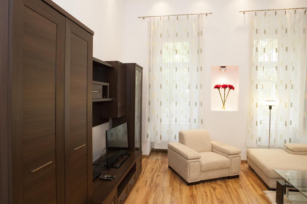 Charlotte Apartment Close To Opera Budapest Ngoại thất bức ảnh